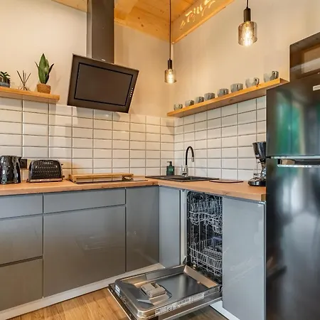 Nyaraló Osada Zbojnicka Turnia *